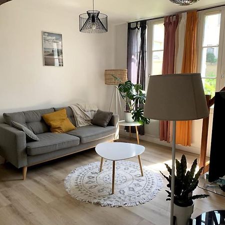 Superbe Duplex Centre-Ville Avec Parking Gratuit Auxerre Luaran gambar